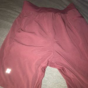Men’s lulu shorts
